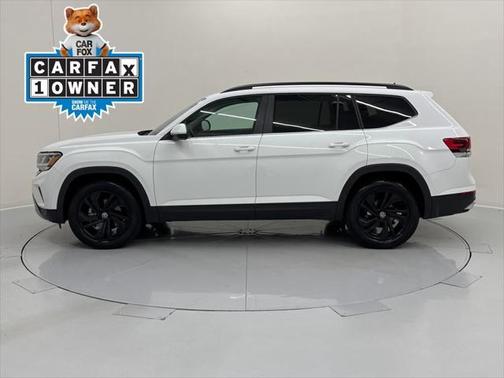 2022 Volkswagen Atlas 3.6L SE w/Technology