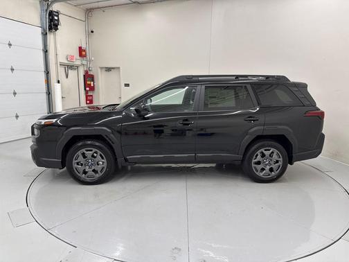 Crystal Black 2026 Subaru Outback Premium