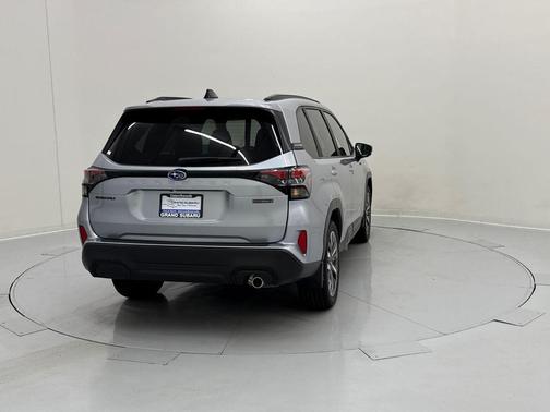 2025 Subaru Forester Hybrid Touring