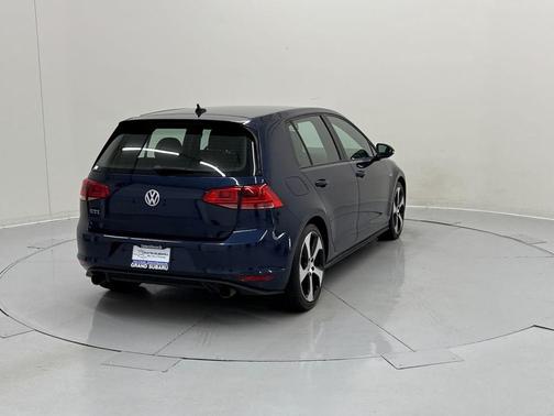2016 Volkswagen Golf GTI 2.0T S 4-Door
