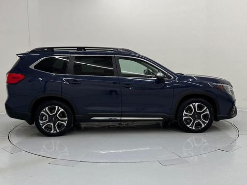 2023 Subaru Ascent Limited 8-Passenger