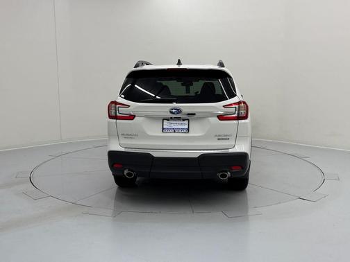 2025 Subaru Ascent Touring 7-Passenger