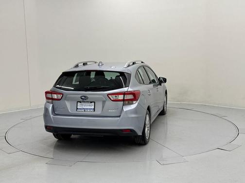 2017 Subaru Impreza 2.0i Premium
