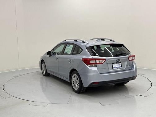 2017 Subaru Impreza 2.0i Premium