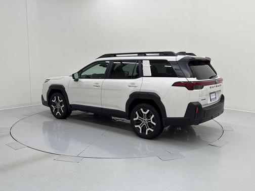Crystal White Pearl 2026 Subaru Outback Touring XT