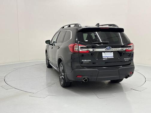 Crystal Black Silica 2023 Subaru Ascent Limited 7-Passenger
