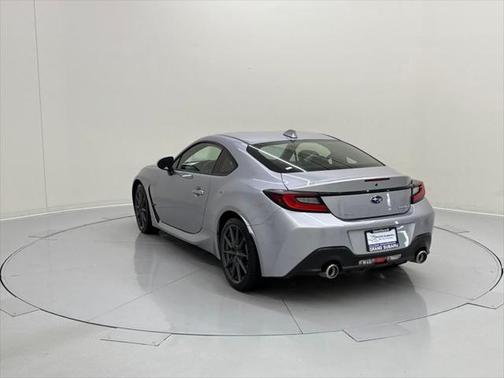 2022 Subaru Legacy Premium