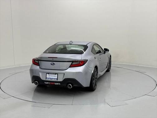 2022 Subaru Legacy Premium