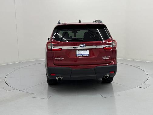 2025 Subaru Ascent Touring 7-Passenger
