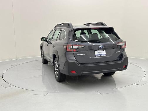 2025 Subaru Outback Base