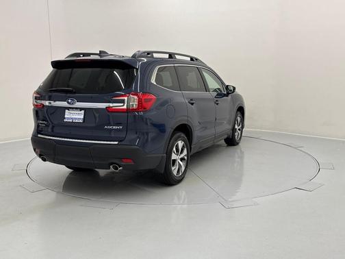 2025 Subaru Ascent Premium 7-Passenger