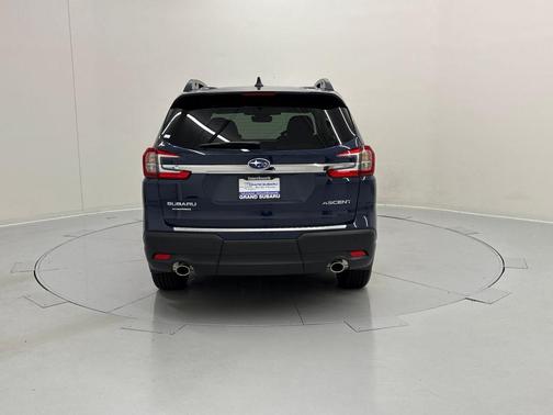 2025 Subaru Ascent Premium 7-Passenger