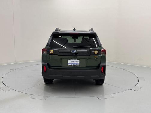 Deep Emerald Green Pearl 2026 Subaru Outback Wilderness