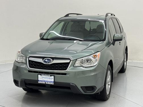 Jasmine Green Metallic 2016 Subaru Forester 2.5i Premium