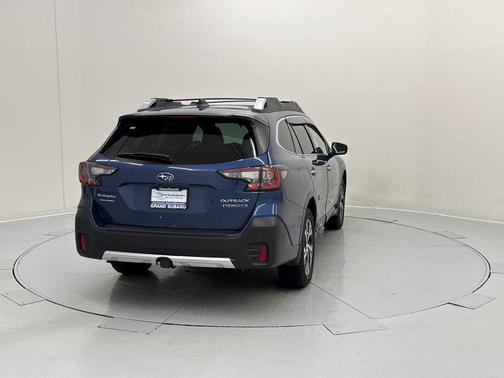 Abyss Blue Pearl 2021 Subaru Outback Touring XT