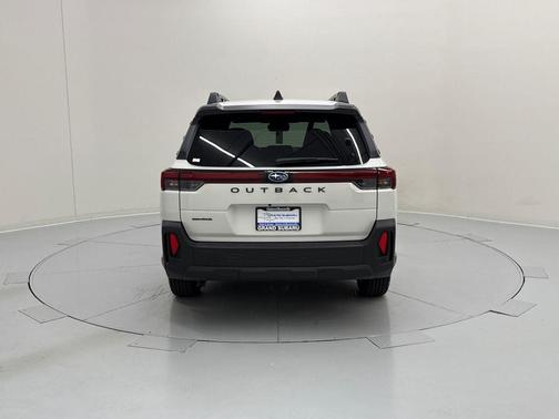 Crystal White Pearl 2026 Subaru Outback Limited