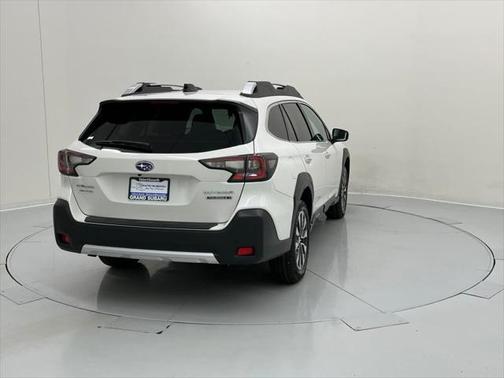 2024 Subaru Outback Touring XT