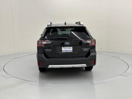 2022 Subaru Outback Touring