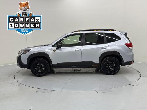 Ice Silver Metallic 2025 Subaru Forester Wilderness
