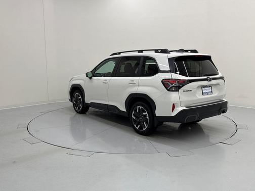 Crystal White Pearl 2026 Subaru Forester Limited