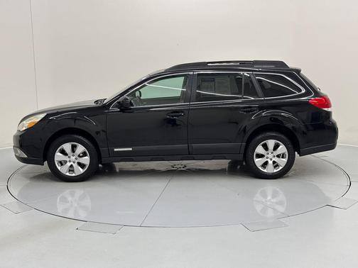 Crystal Black Silica 2011 Subaru Outback 2.5 i Premium