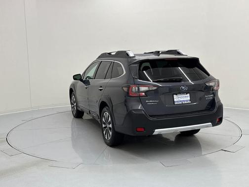 2024 Subaru Outback Touring
