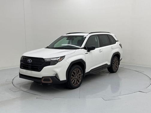 Crystal White Pearl 2026 Subaru Forester Hybrid Sport