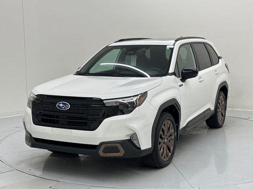 Crystal White Pearl 2026 Subaru Forester Hybrid Sport