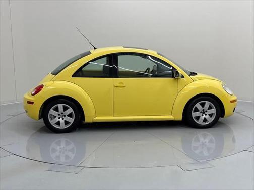2007 Volkswagen New Beetle 2.5
