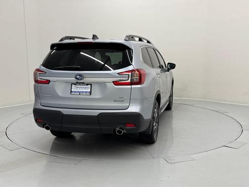 2025 Subaru Ascent Touring 7-Passenger