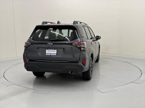 2025 Subaru Forester Base