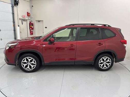 Crimson Red Pearl 2023 Subaru Forester Premium