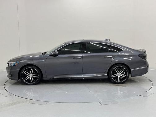 2022 Honda Accord Hybrid Touring