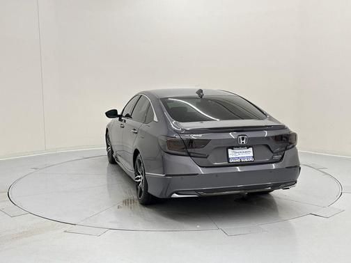 2022 Honda Accord Hybrid Touring
