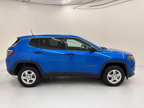 Laser Blue Pearlcoat 2022 Jeep Compass Sport