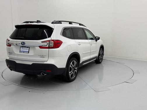 Crystal White 2026 Subaru Ascent Limited 7-Passenger