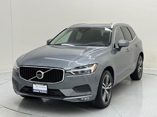 2018 Volvo XC60 T6 Momentum