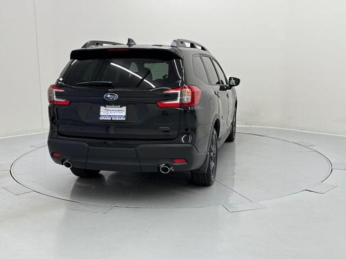 2025 Subaru Ascent Onyx Edition Touring 7-Passenger