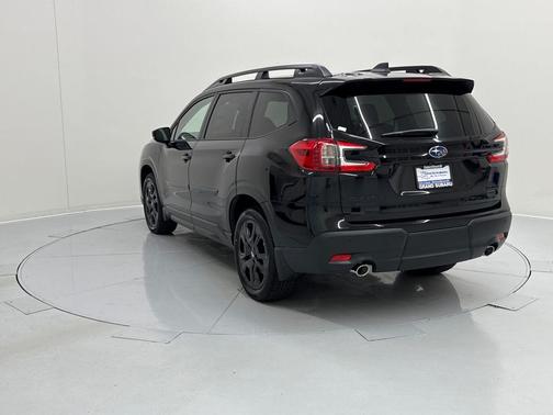 2025 Subaru Ascent Onyx Edition Touring 7-Passenger