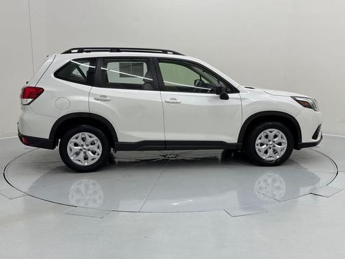 2022 Subaru Forester Base