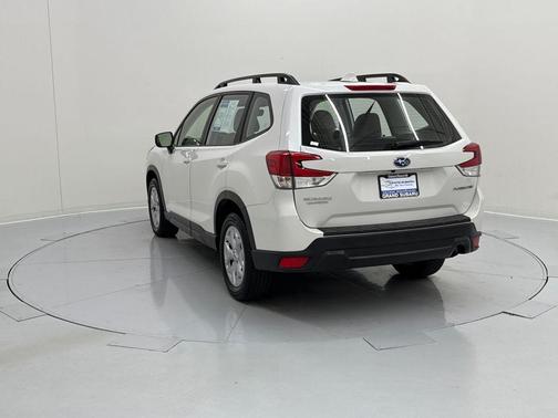 2022 Subaru Forester Base