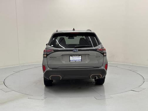 2025 Subaru Forester Hybrid Sport