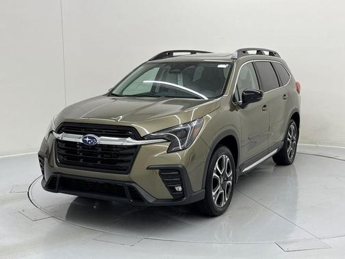2025 Subaru Ascent Limited 8-Passenger