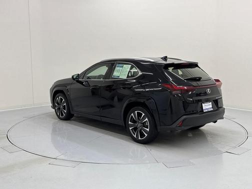 2023 Lexus UX 250h Base