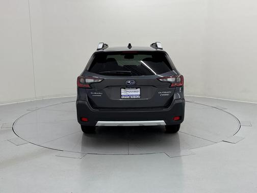 2025 Subaru Outback Touring