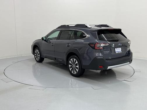 2025 Subaru Outback Touring