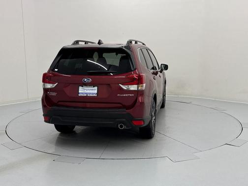 Crimson Red Pearl 2024 Subaru Forester Limited