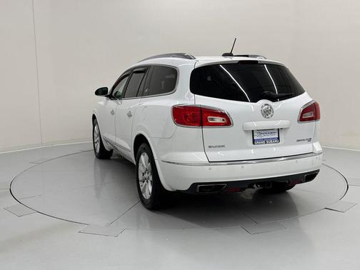 White 2016 Buick Enclave Premium