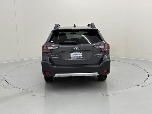 2025 Subaru Outback Limited XT