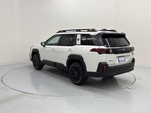 Crystal White 2026 Subaru Outback Wilderness